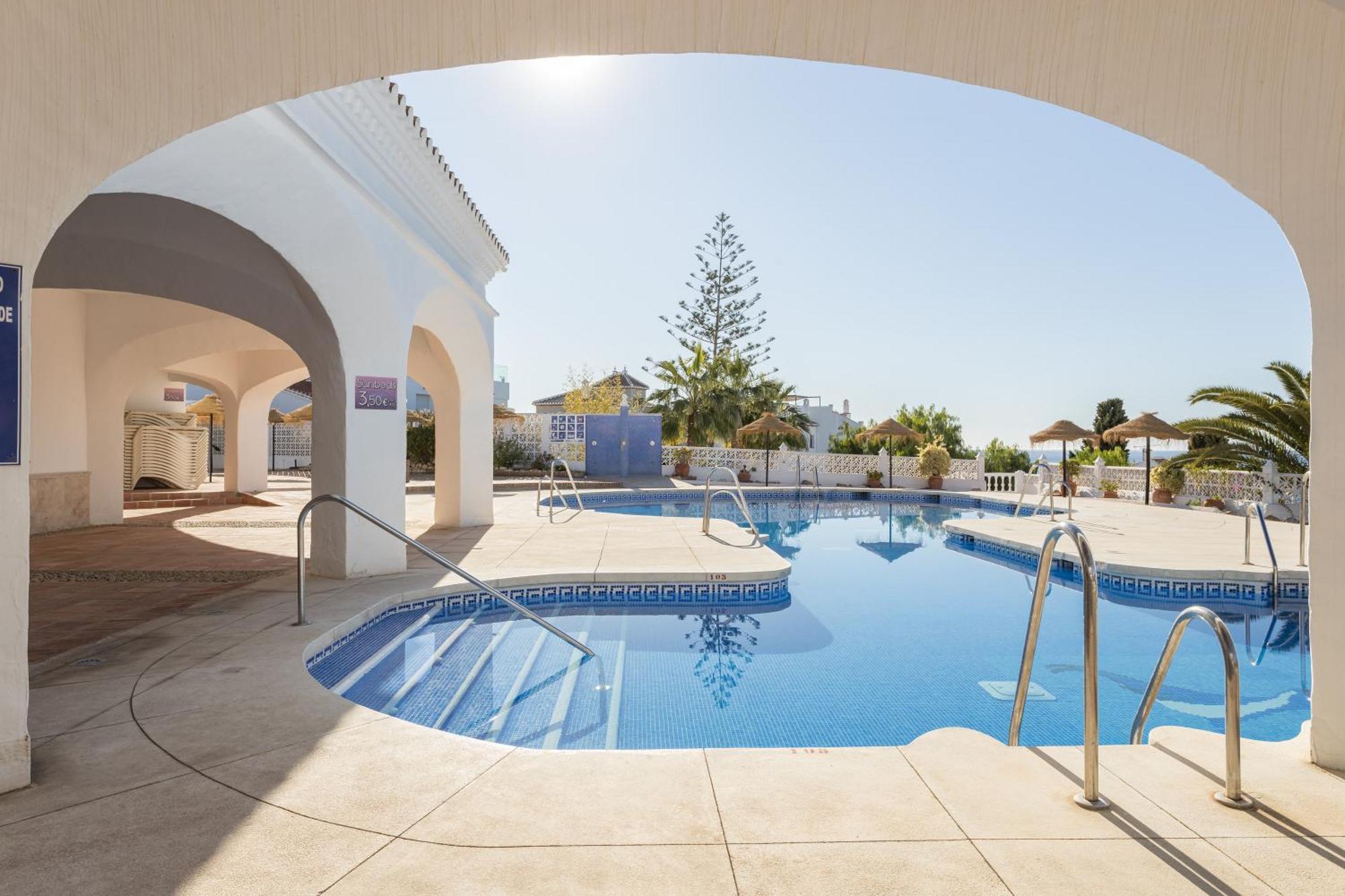 Capistrano Playa Lägenhet Nerja Exteriör bild